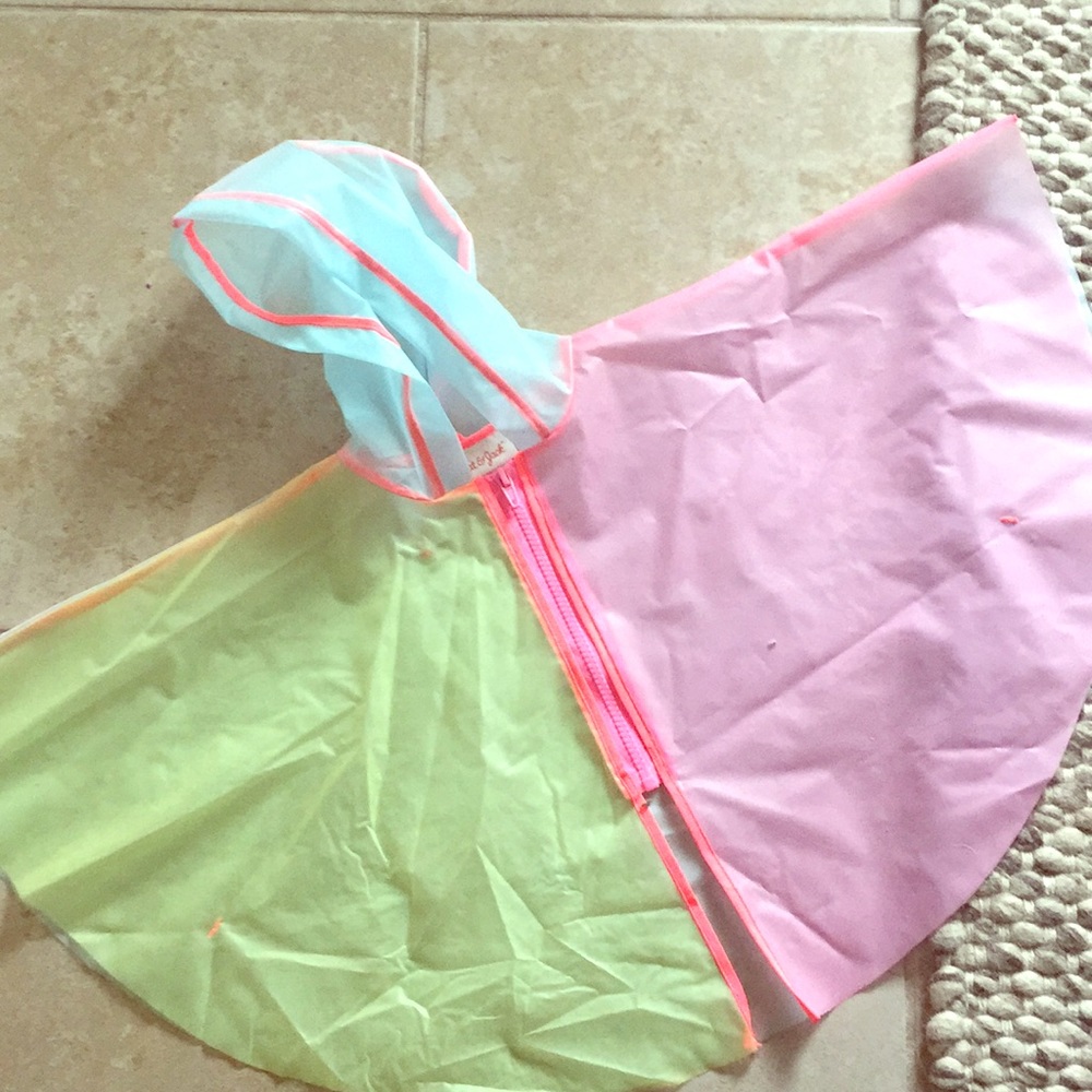Kid rain jacket poncho